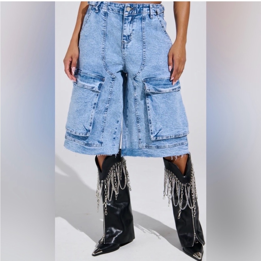 AKIRA Light Blue Denim Cargo Bermuda Shorts